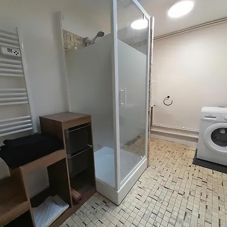 La Comtesse Апартаменты Villeneuve-la-Comtesse